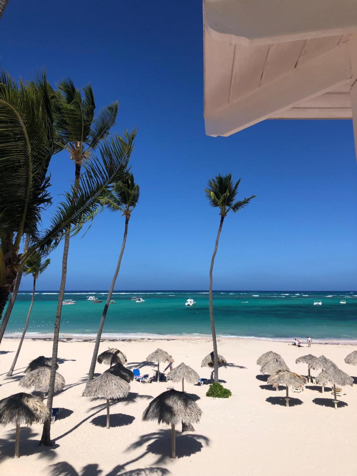 Los Corales Luxury Beach Club And Spa Apartment