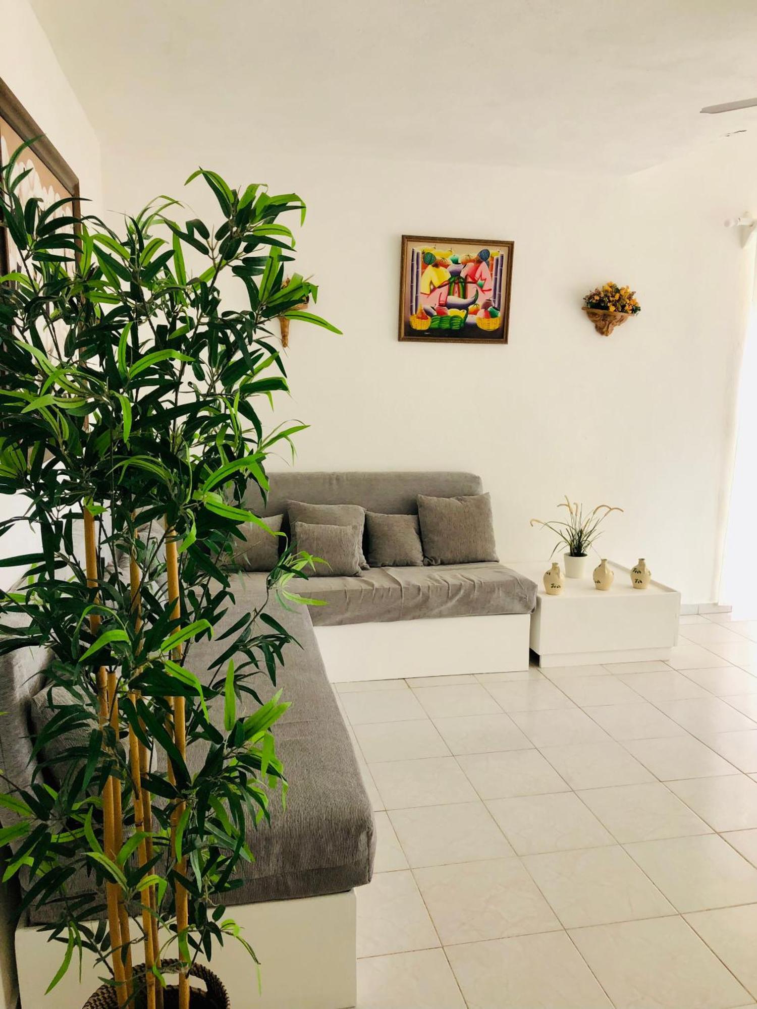 Los Corales Luxury Beach Club And Spa Apartment *