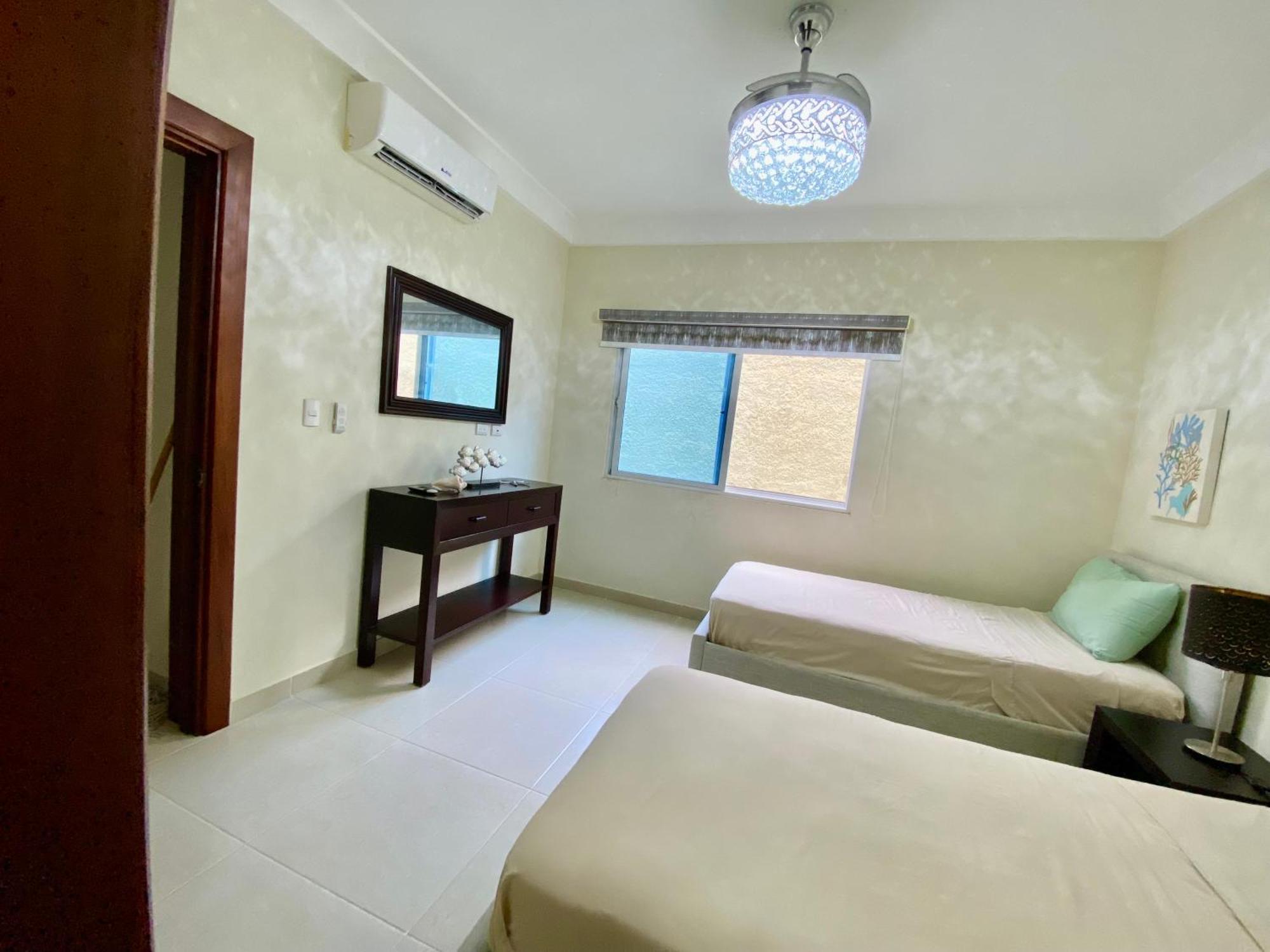 Apartment Radiant Realm Free Parking Bbq Corales *