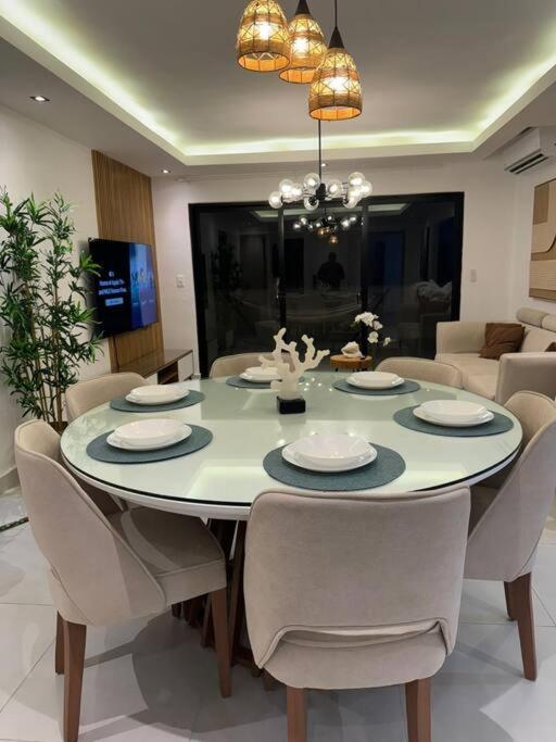 Villa 3br Oasis Downtown With Private Jacuzzi