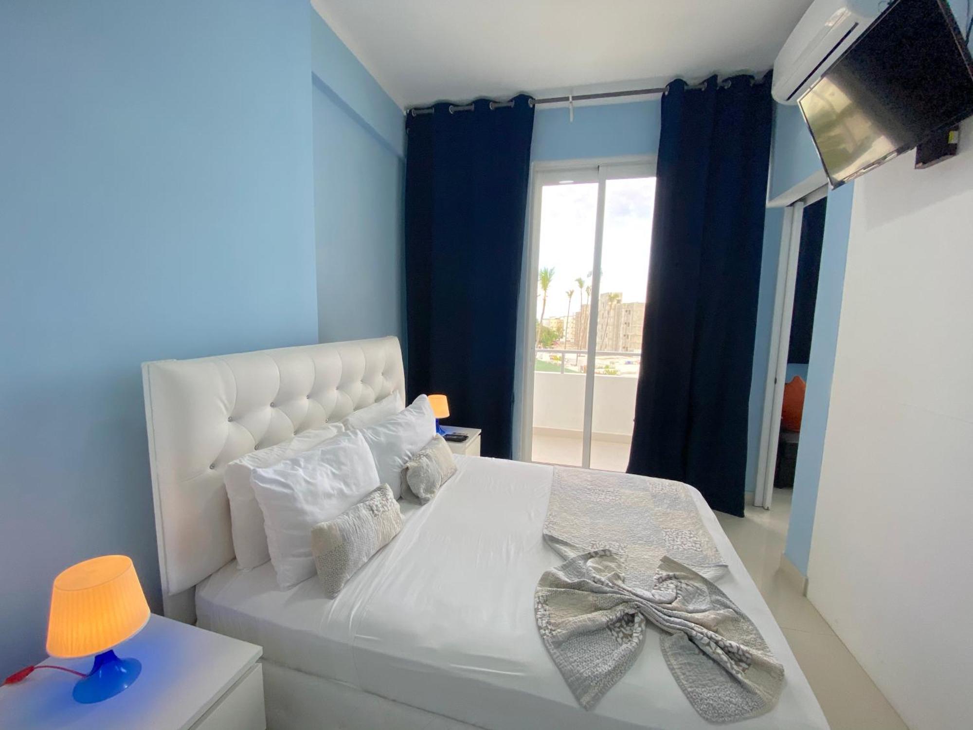 Apartment Coral Rooftop Pool Beach&spa