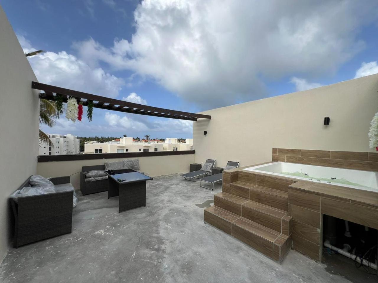 Apartment A Solo 13 Minutos Caminando A Playa, 2 Niveles De 1 Con Jacuzzy Privado Punta Cana