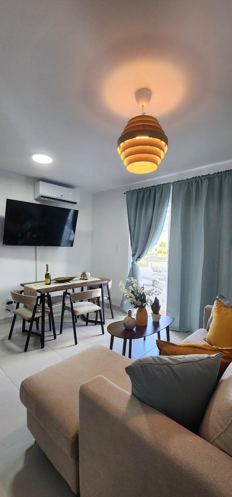 Tropical Dream, 2 Hab, 2 Banos, Terraza, Piscina, Wifi De Alta Velocidad Gratis Apartment