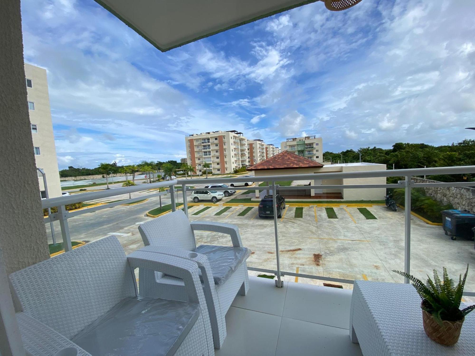 Apartment Tropical Dream, 2 Hab, 2 Banos, Terraza, Piscina, Wifi De Alta Velocidad Gratis Punta Cana