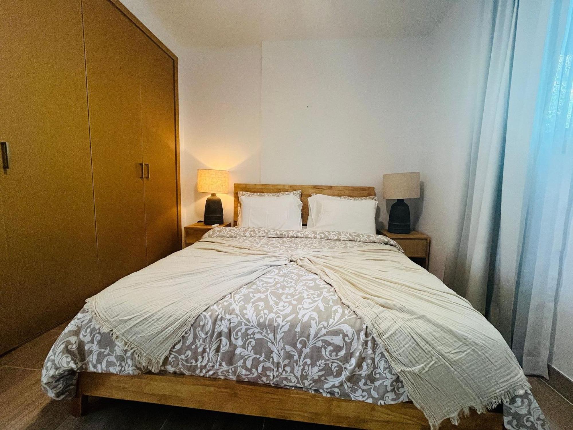 Apartamento 2º Piso Con Vista A Piscina *