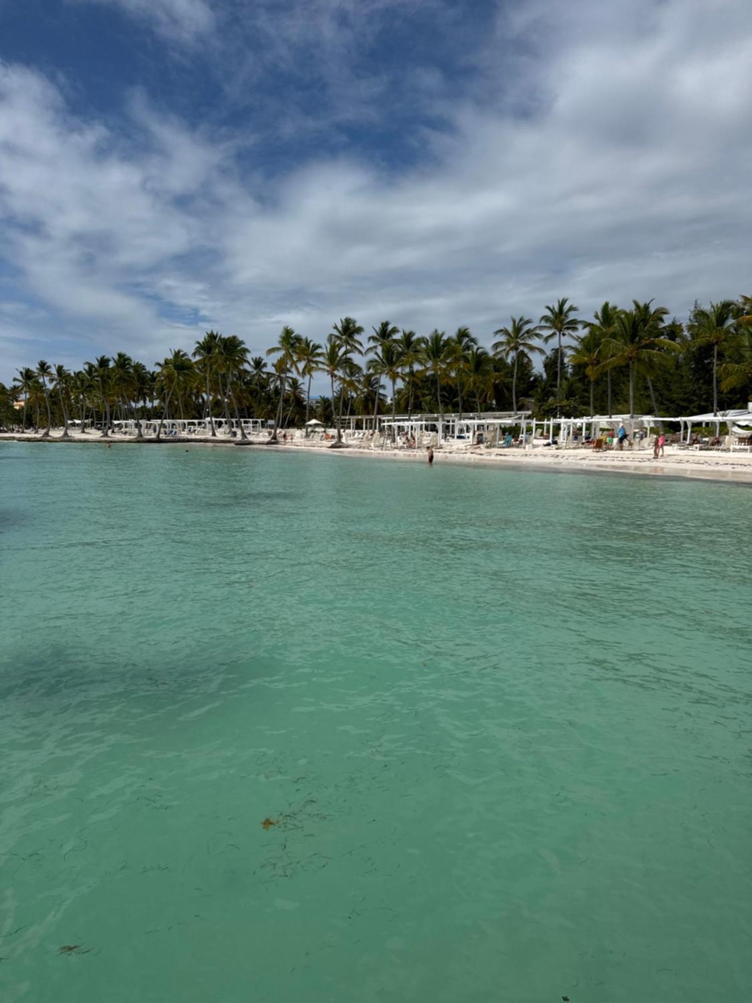 Confort & Luxury In At 7 Mares Cap Cana With Pools, Jacuzzi And Free Access Apartment Punta Cana
