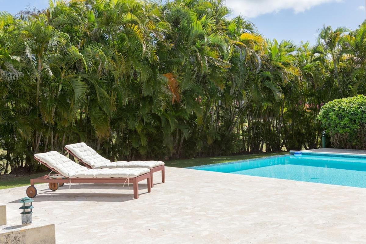 Villa Stunning 4 Bedroom Luxury *