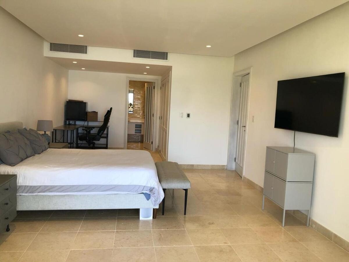 Large And Spacious 1 Bedroom Beachfront In Cap Cana, Apartment Punta Cana