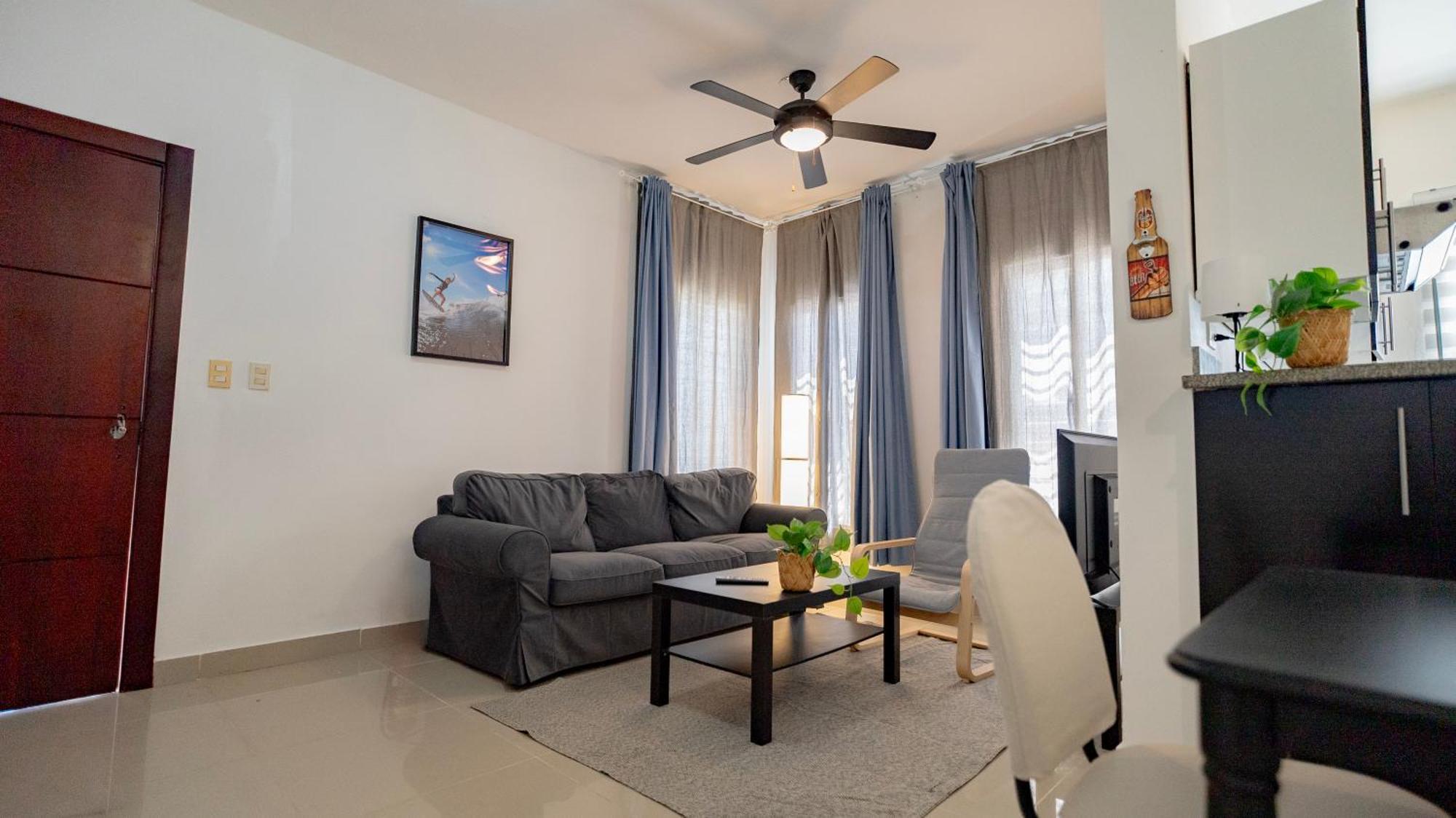 Caribbean Tropical - Free Electricity Included Villa