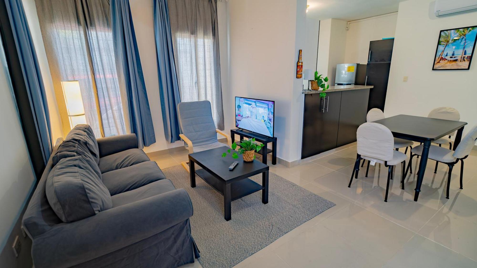 Caribbean Tropical - Free Electricity Included Villa *