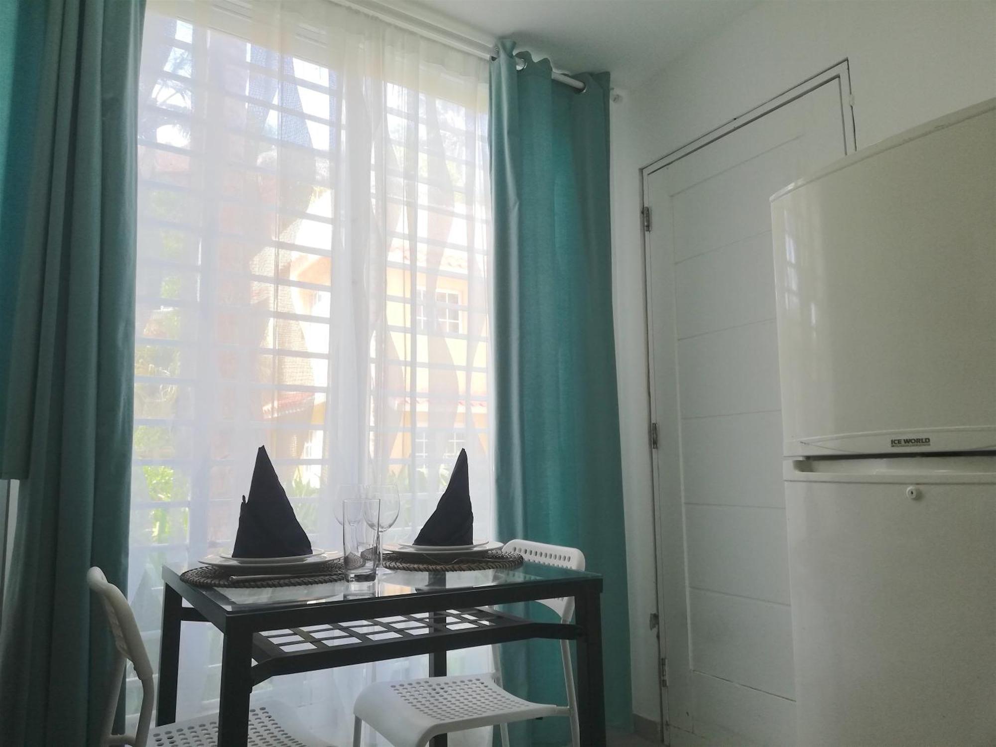 Aparthotel With Garden View