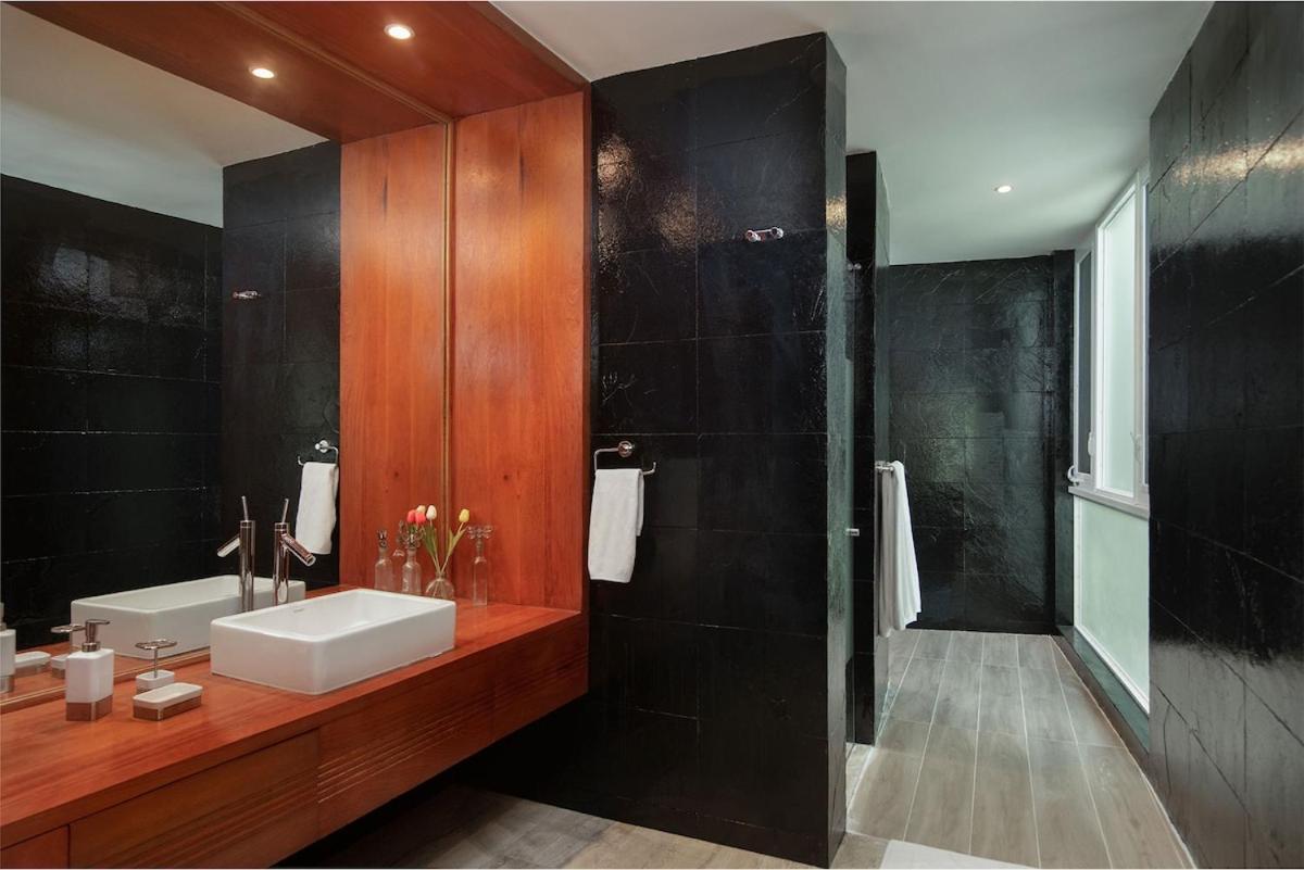 Sambarela Luxury