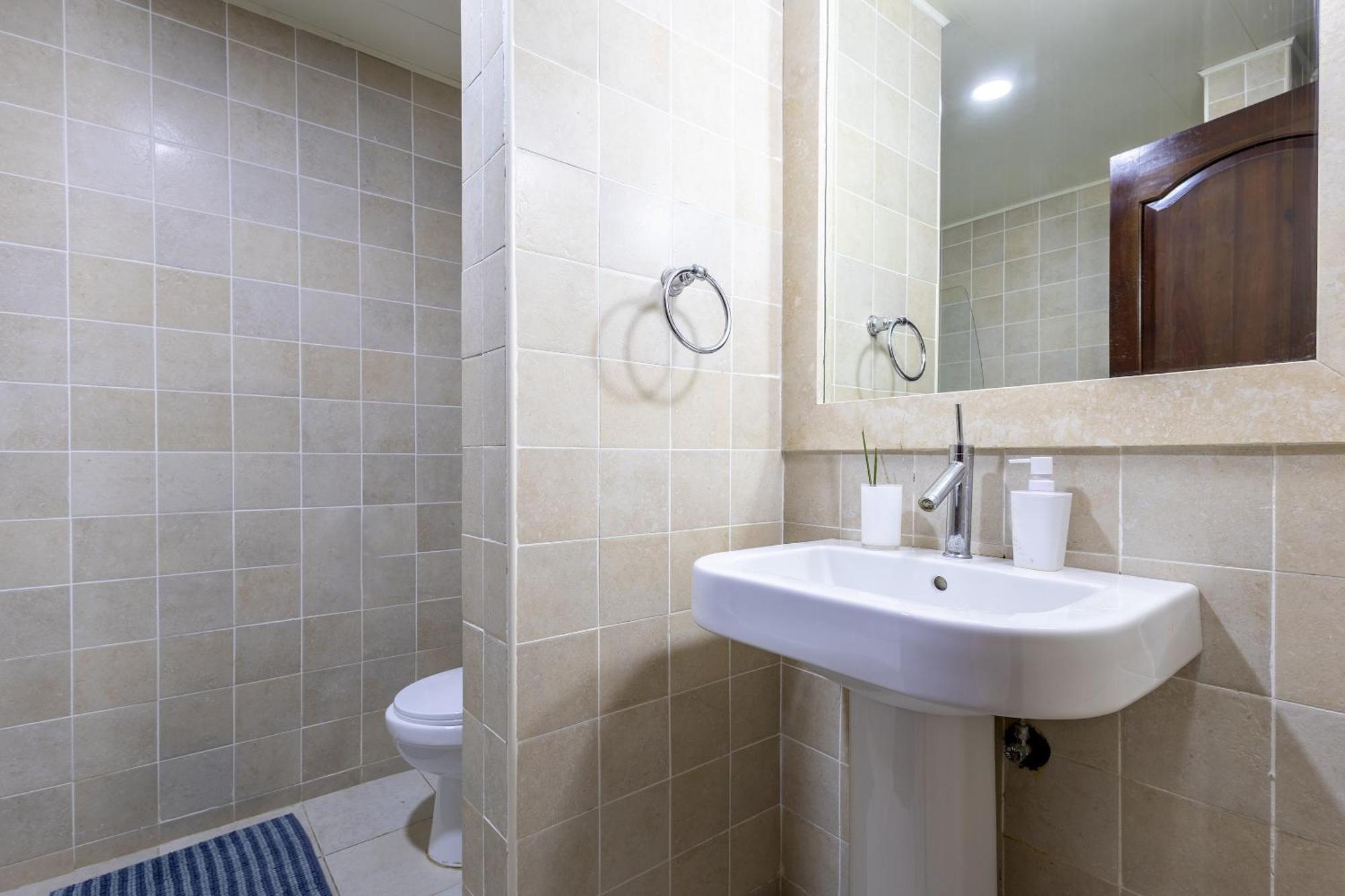 Private & Luxury Cocotal In Gated & Secured Community Apartment *