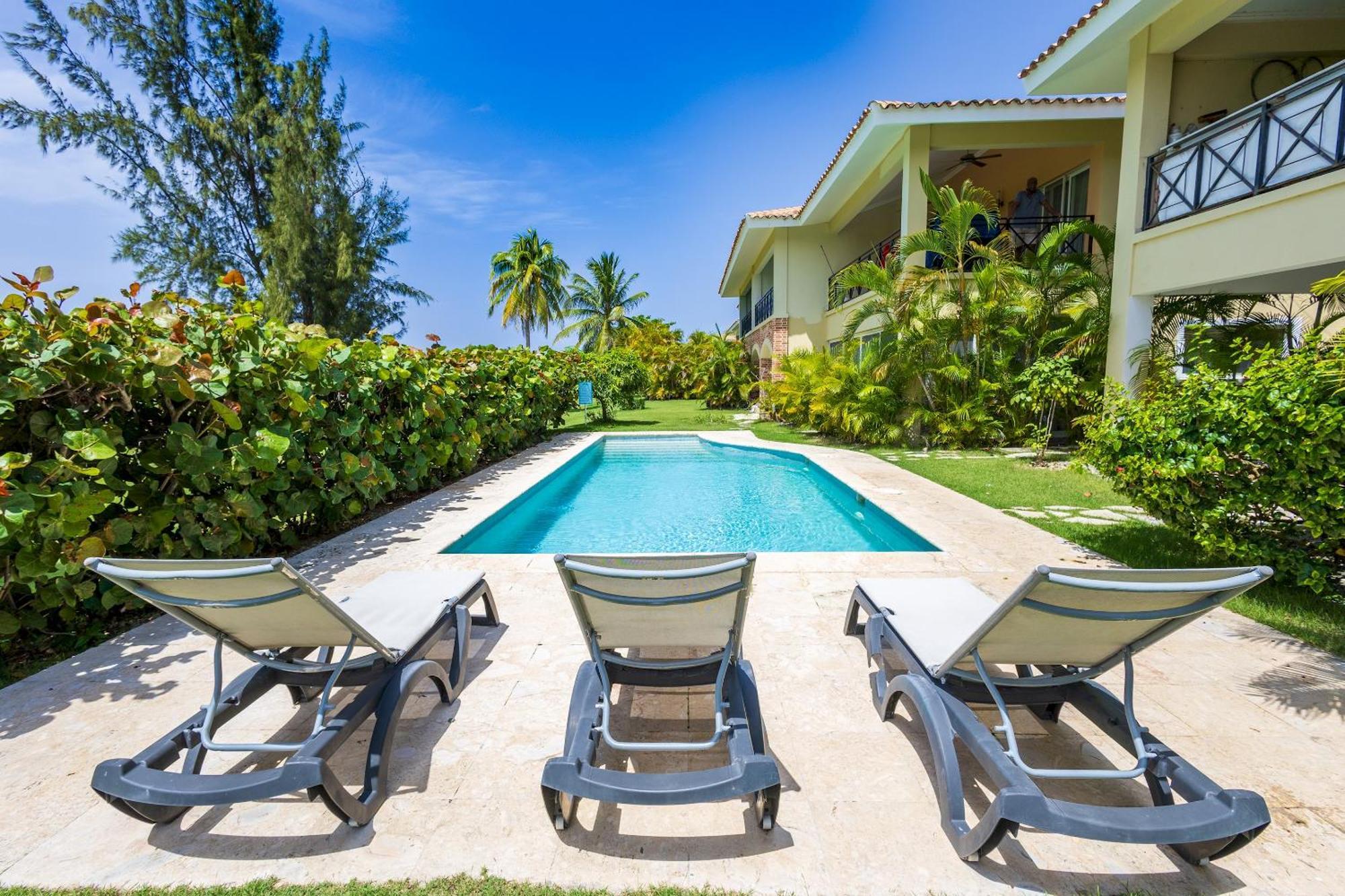 Private & Luxury Cocotal In Gated & Secured Community Apartment Punta Cana