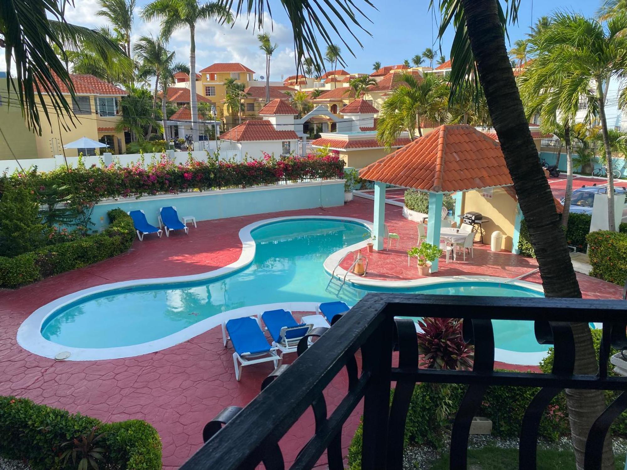 Amazing Pool And Life In Corals Apartamento *