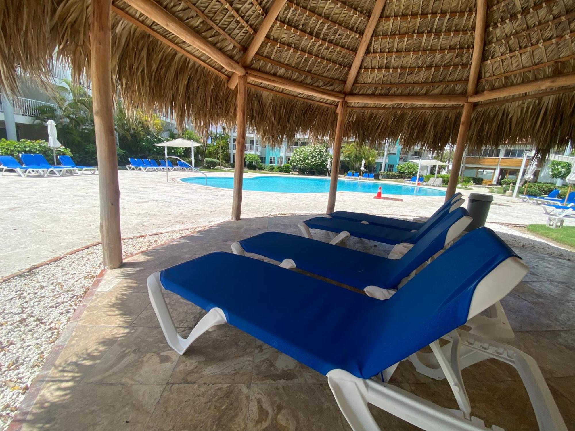 Playa Turquesa Penthause Front To The Rd Punta Cana