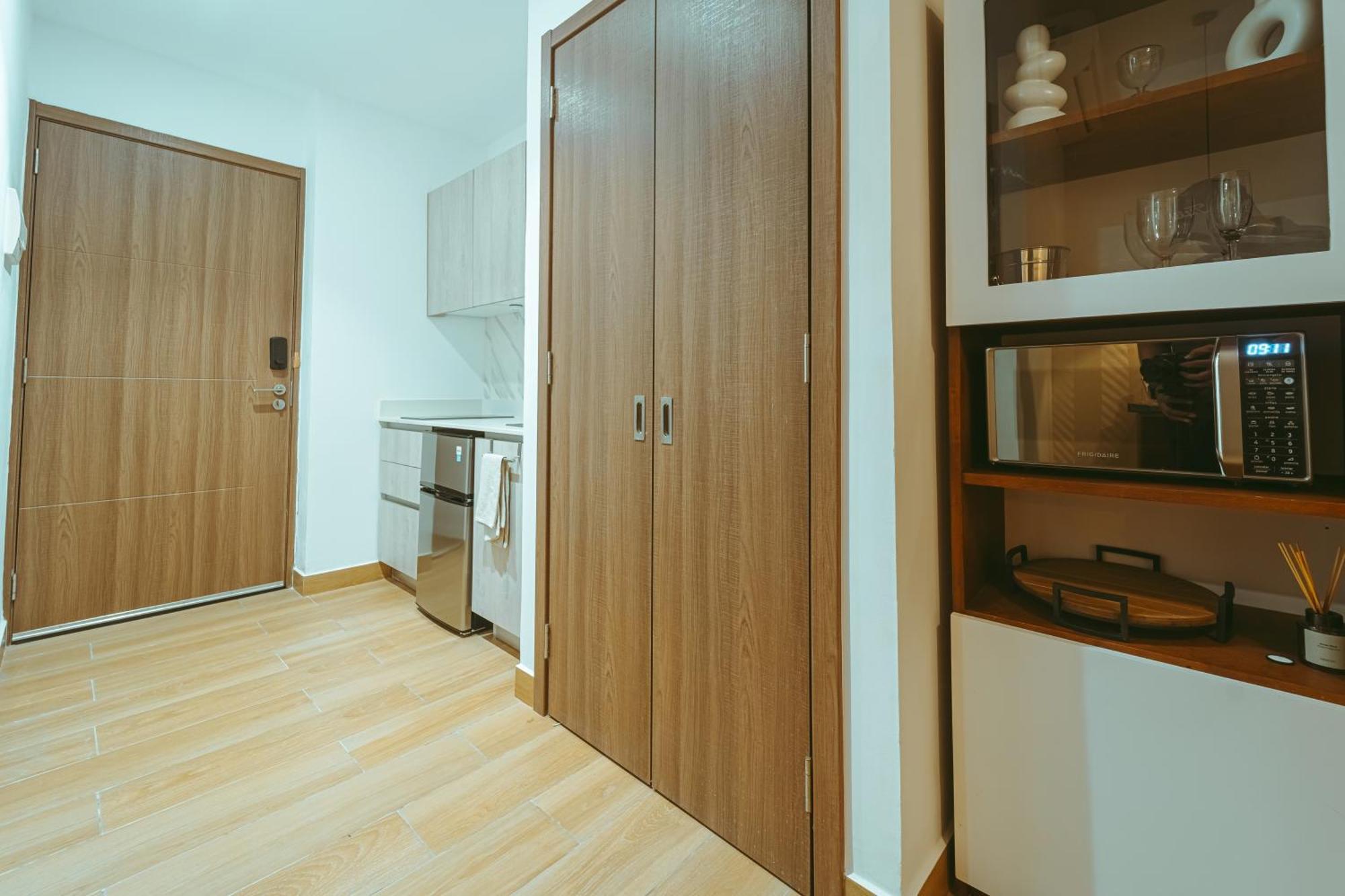 Apartment Downtown Park 1 Bedroom First Floor A-103
