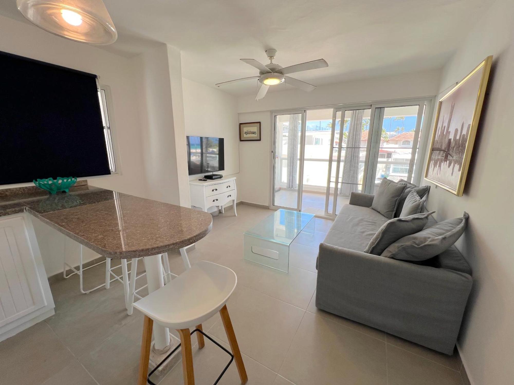 Aparthotel & With Pool And Ocean View Playa Corales
