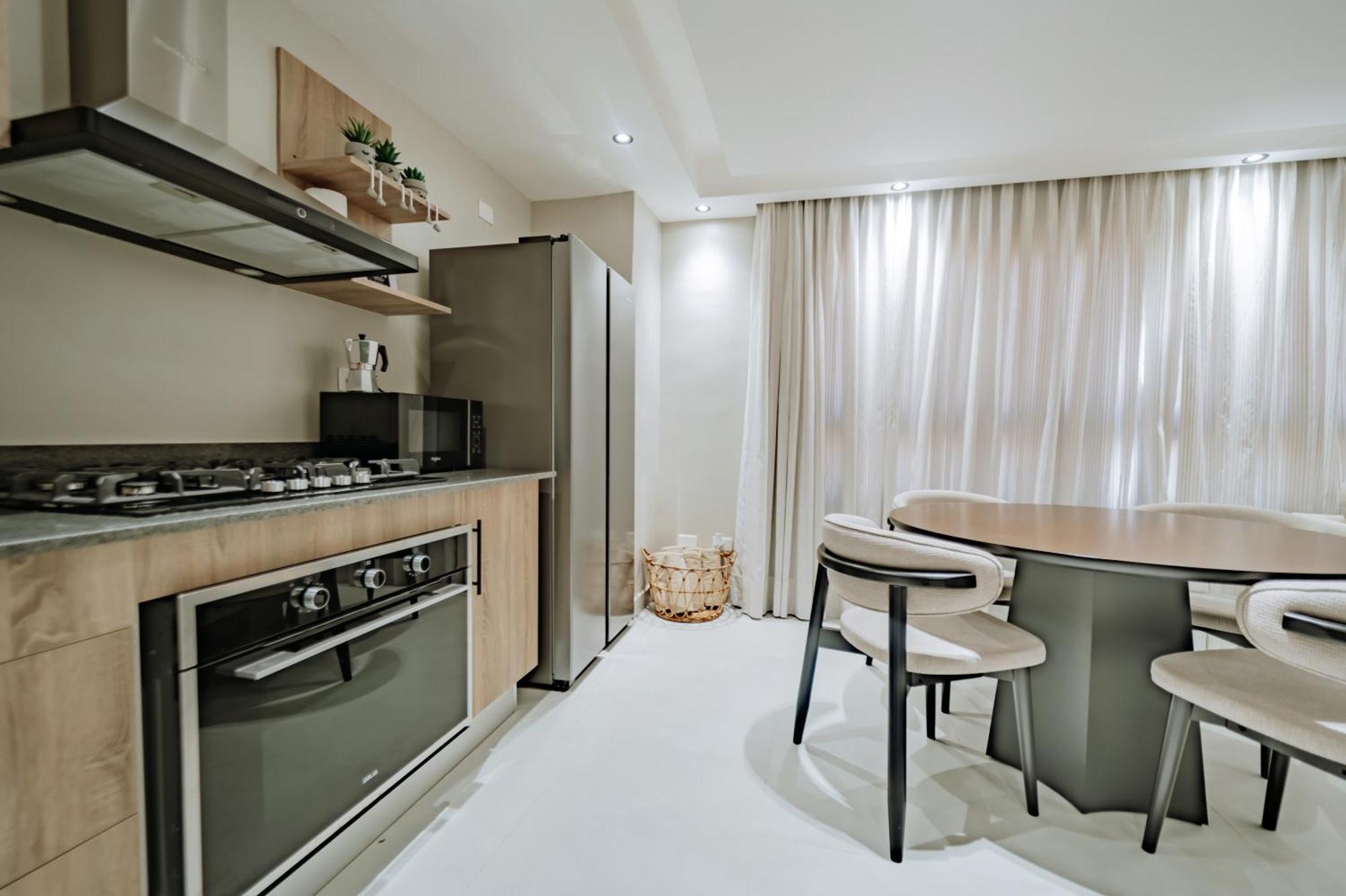 2 Bedroom Cozy 3 Minutes To Downtown *