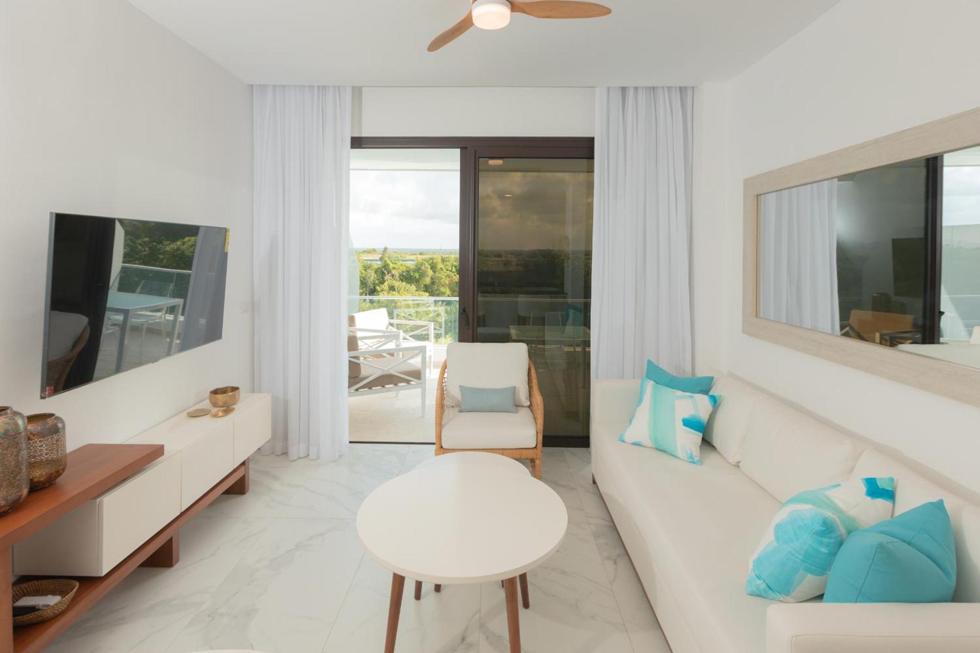 Brand New Caribbean Getaway At Canarock! *