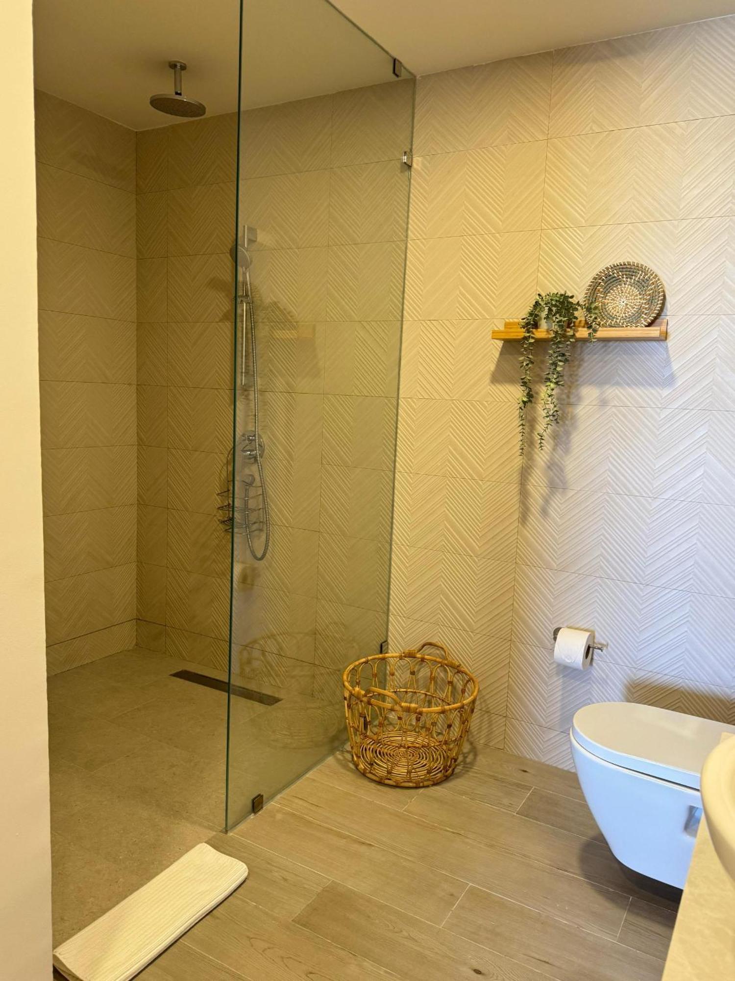 With Balcony And Pool View In Cap Cana Apartamento