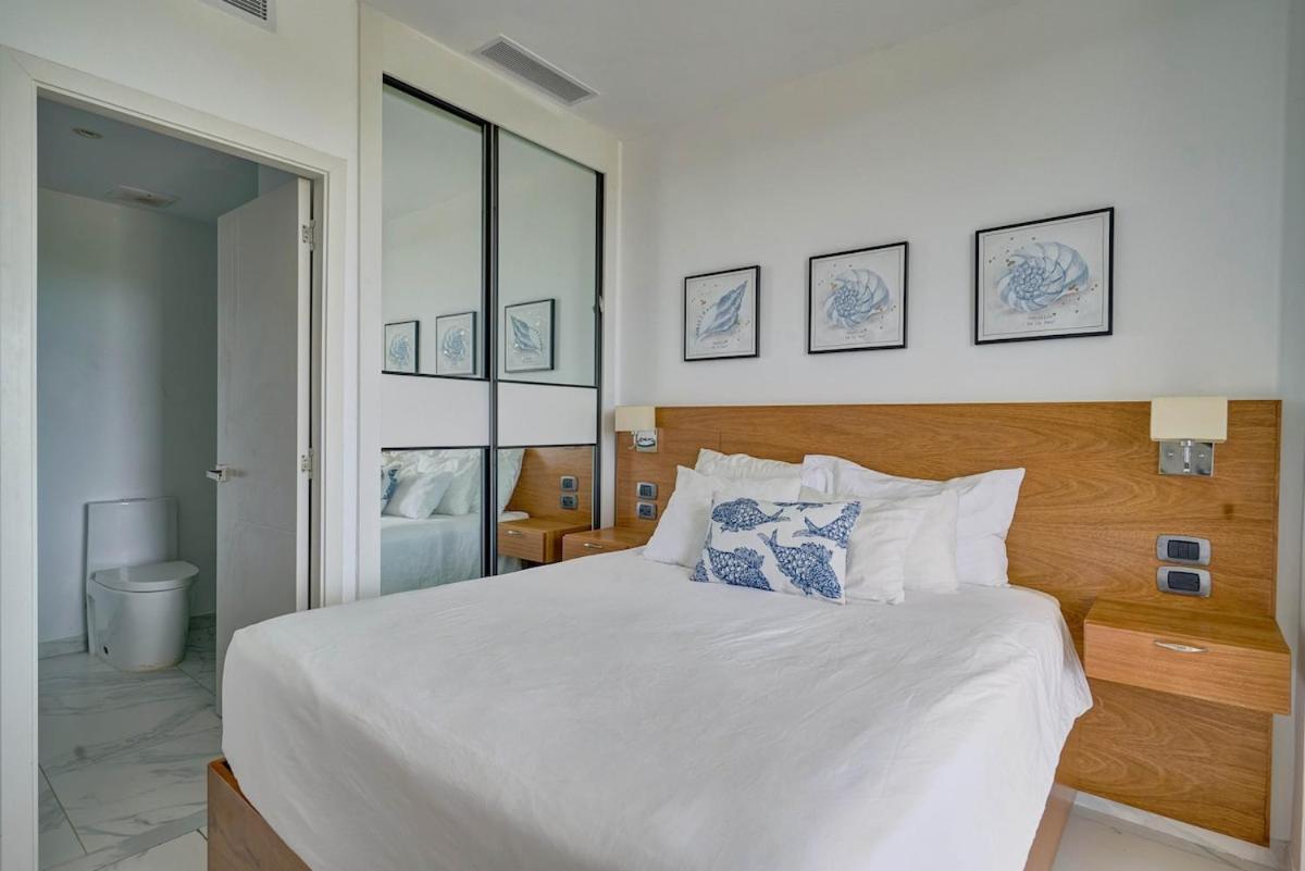 Apartment Luxury With Beach, Golf, Pool, Casino And *