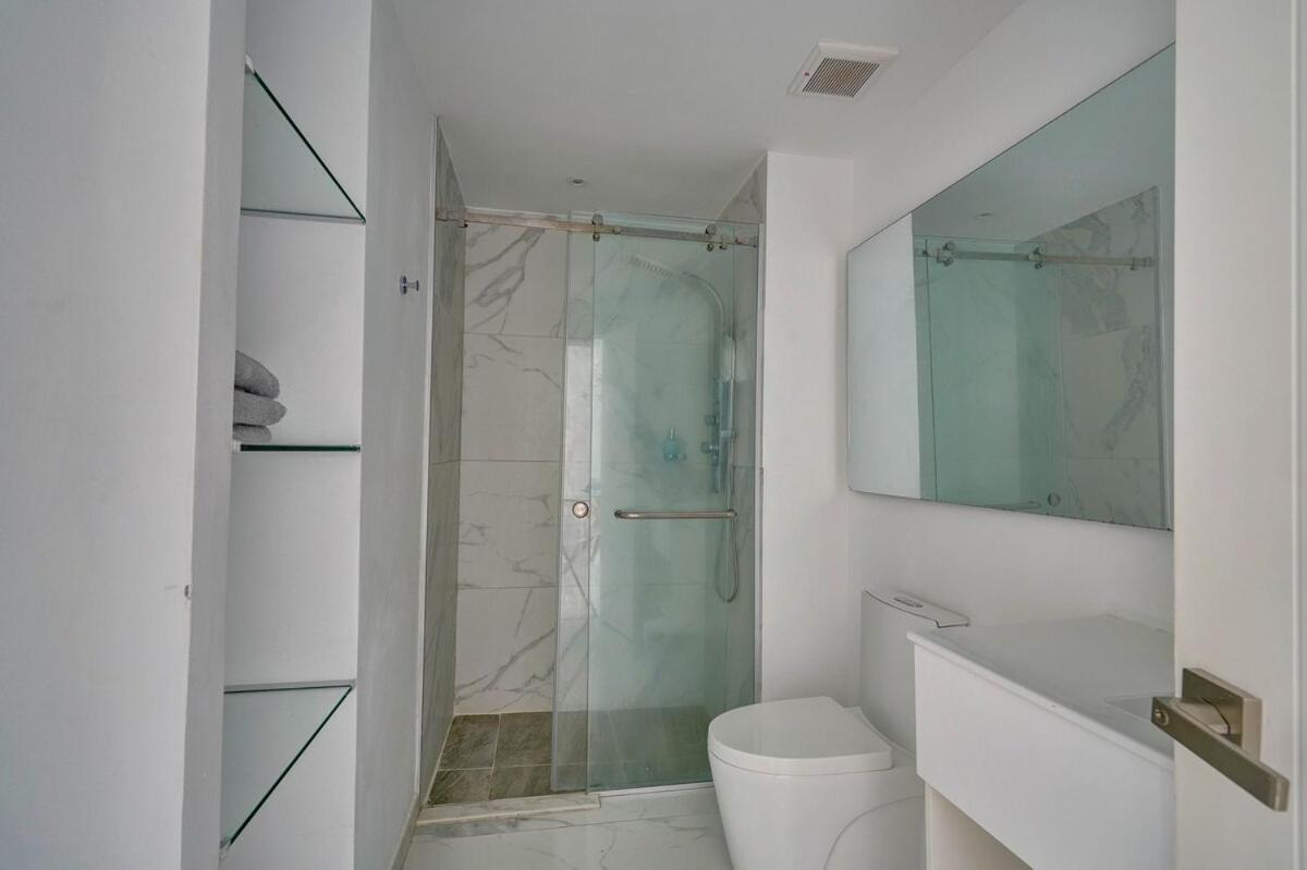 Apartment Luxury With Beach, Golf, Pool, Casino And *