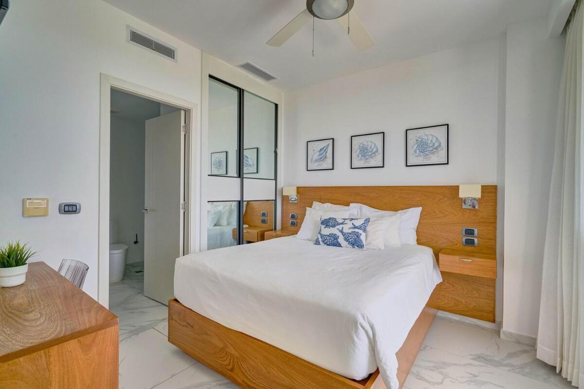 Luxury With Beach, Golf, Pool, Casino And Apartment *