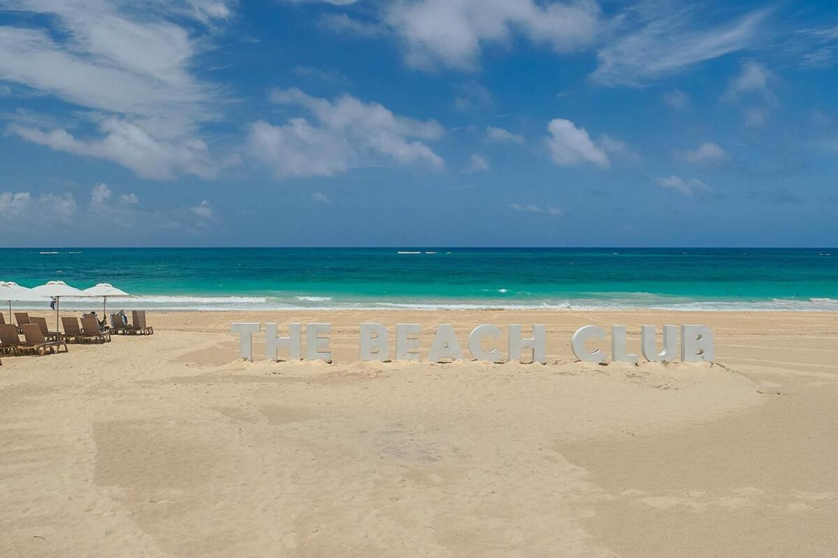 Luxury With Beach, Golf, Pool, Casino And Apartment