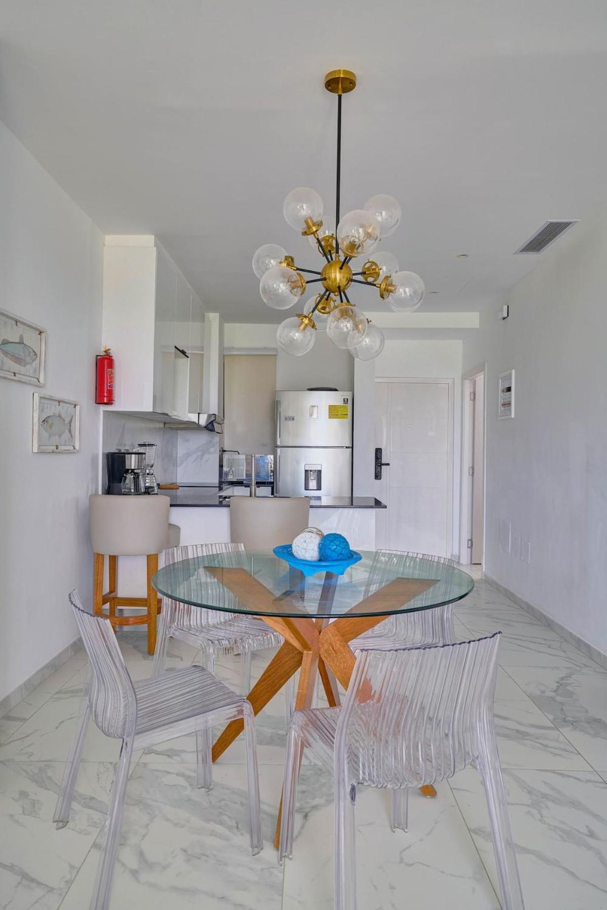 Apartment Luxury With Beach, Golf, Pool, Casino And