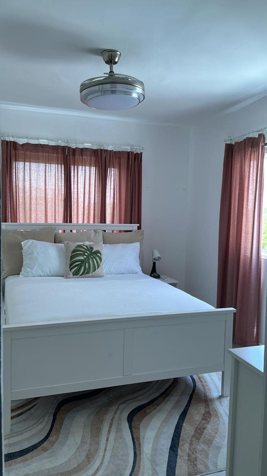 Modern Very Close To Downtown Apartment