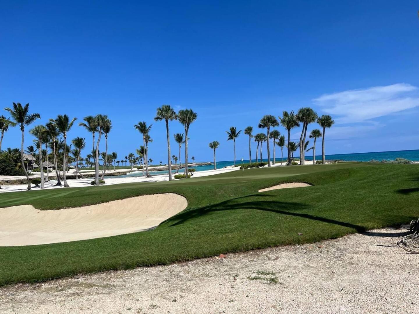 Villa Waterfront Luxury In & Club Punta Cana