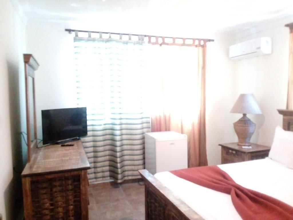 Yara Beach Mar De Corales 2 Guest house