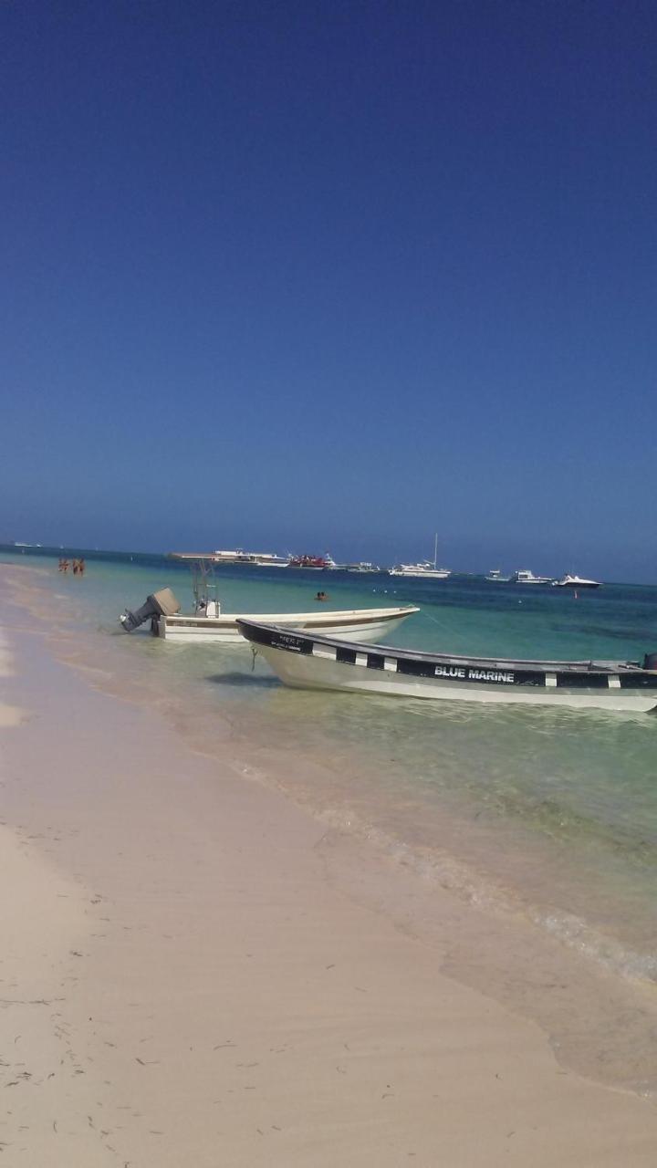 Rolando Share Punta Cana