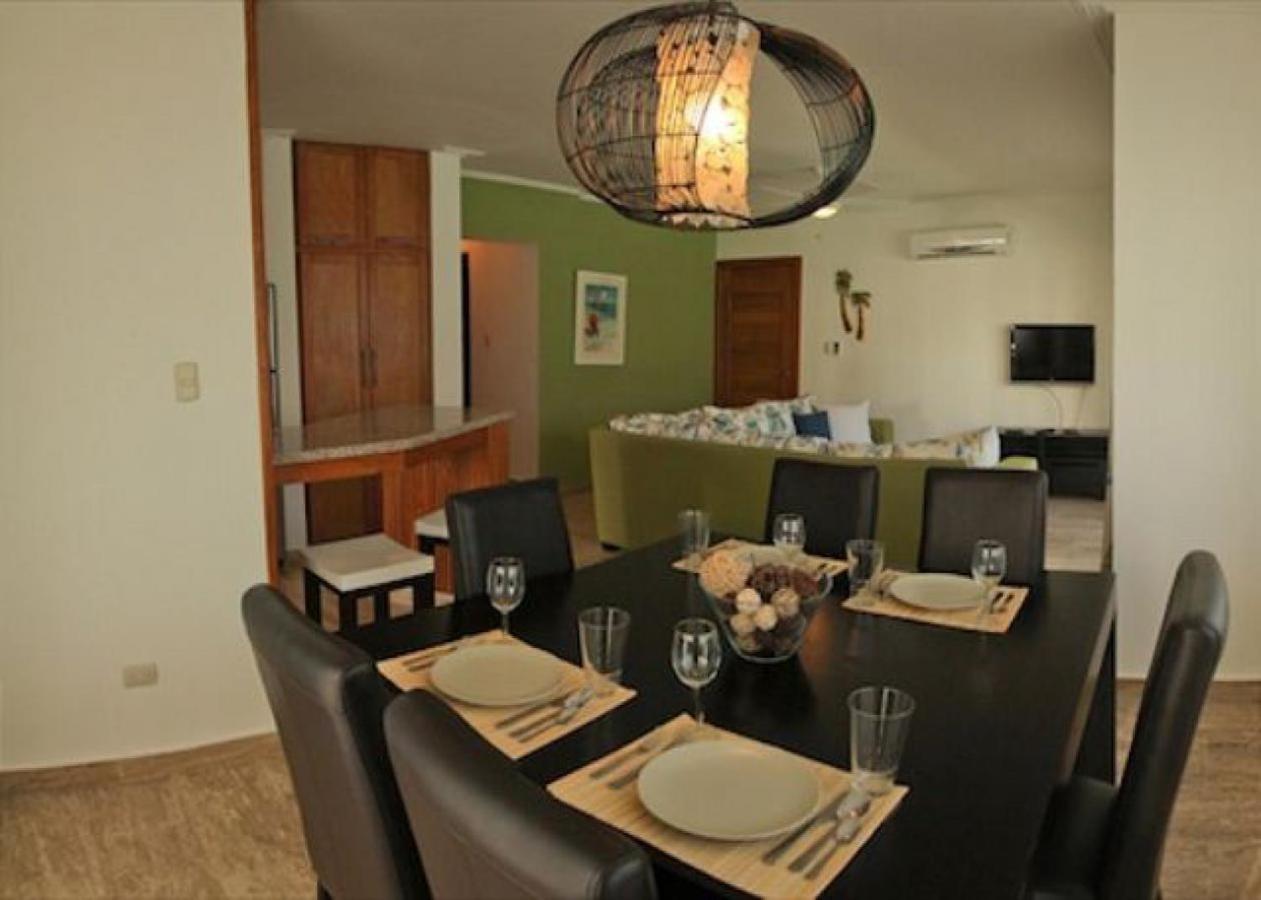 Corte Sea C101 Walk To The Beach Grocery & Dining Free Wifi