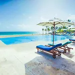 Cana Rock Condos Infinity Pool & Beach Club