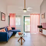 Beautiful Beachfront Apartment With Unique Ocean Views - Stanza D301