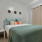 Apartment With Pool And Rooftop Next To Downtown Pc