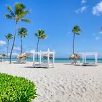 Ileverde A32 - Beachfront Condo