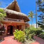 Los Corales Villas And Suites - Beach Club, Spa, Restaurants