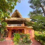 Tropical Suites With Rooftop Pool, Beach Club, Spa, Restaurants