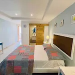 Noe Hotel One Bedroom #3