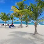 Blue Heaven Guest House Bavaro, Punta Cana, Ideal For Couples