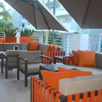 Ducassi Suites Rooftop Pool - Beach Club And Spa