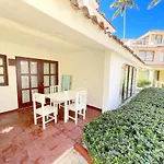 Los Corales Villas & Apartments Resort Wifi Beach Club & Spa