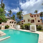 Los Corales Beautiful Beach Villas And Spa
