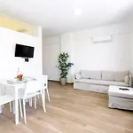 Vacation Studios With Rooftop Pool, Beach Club, Spa, Restaurants - Ducassi Collection - Playa Los Corales