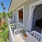 Aventura Village Los Corales Beach And Spa