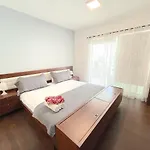 Beach Condo-Hotel With Villas & Private Apartments Wifi Bbq Beach Club & Spa