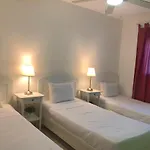 Blue Ocean Deluxe Studios - Wifi, Pool, Bbq, Restaurants, Beach Club & Spa
